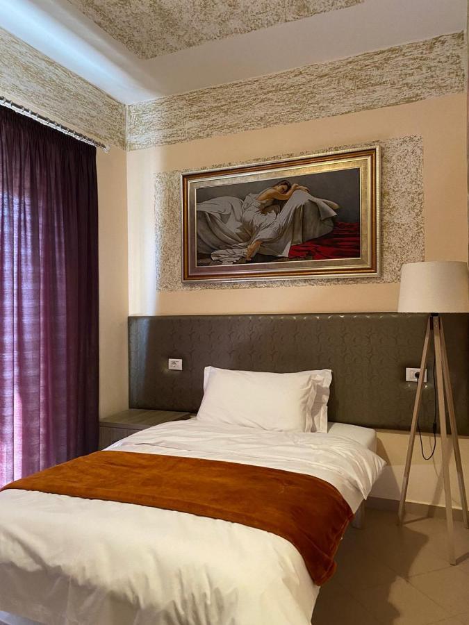 Prince Hotel Fier 3* Fier